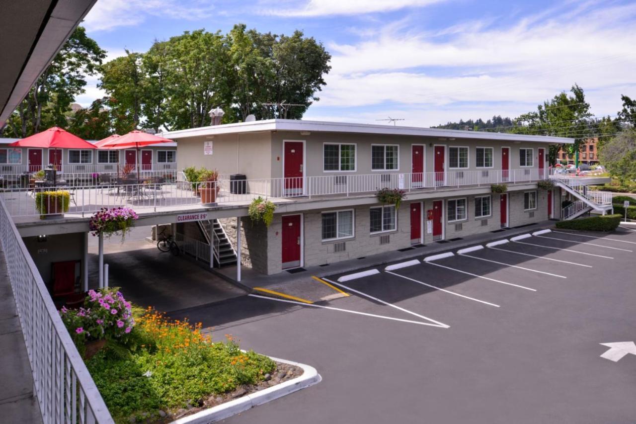 Campus Inn & Suites Eugene Downtown Exterior foto